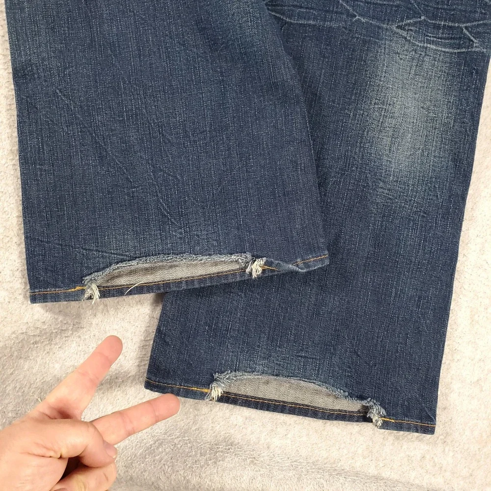 True Religion Billy Jeans Motor Psycho MD Wash Bootcut Distressed Mens 36x35
